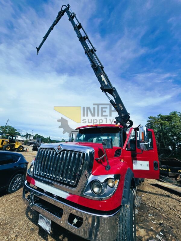 Camión Grúa con Brazo Articulado Hiab 322-5 Cap 15 ton - Imagen 3