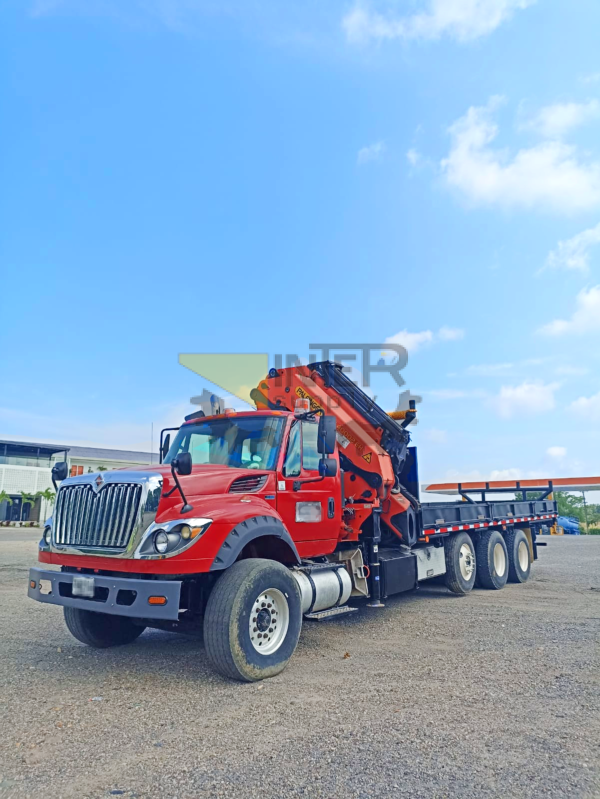 Camión Grúa con Brazo Articulado Palfinger PK 40002 Cap 20 ton